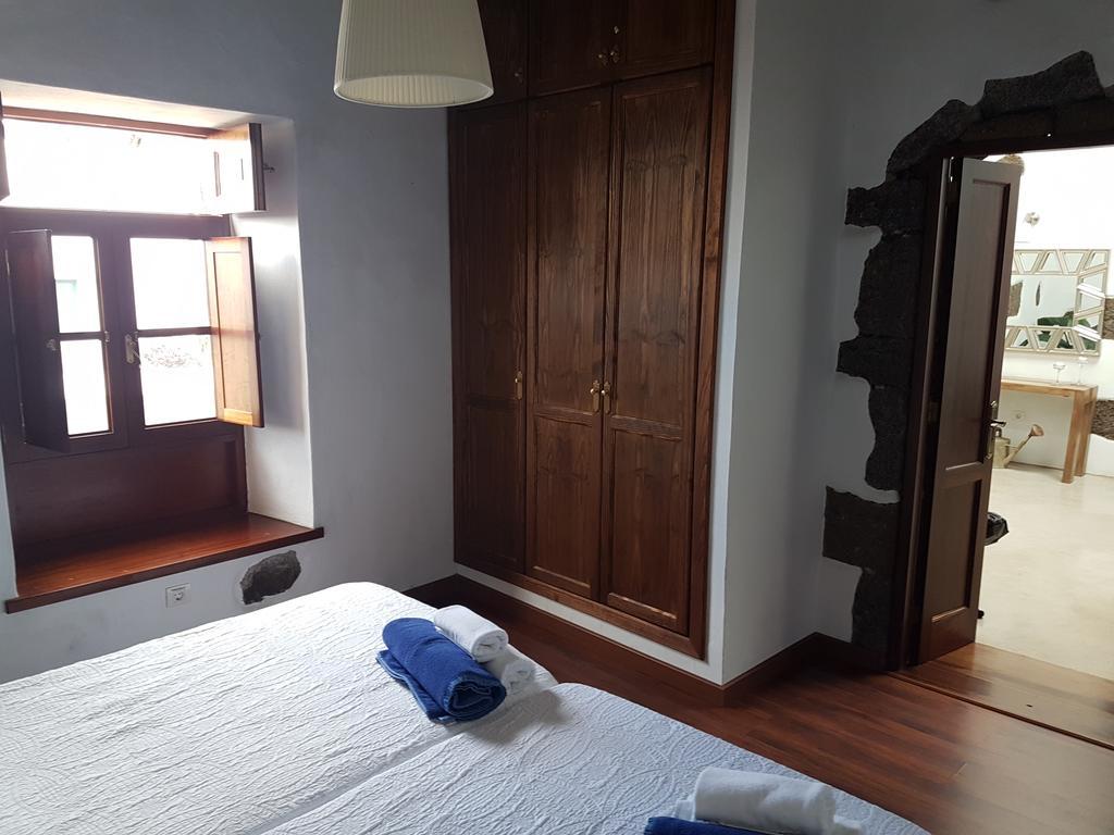 Hotelito Rural Flor De Timanfaya Тинахо Экстерьер фото