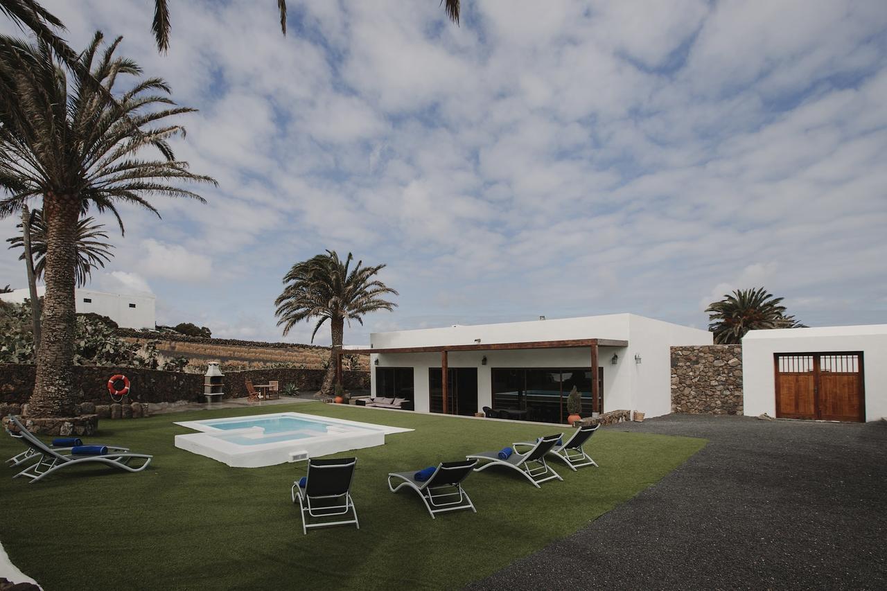 Hotelito Rural Flor De Timanfaya Тинахо Экстерьер фото